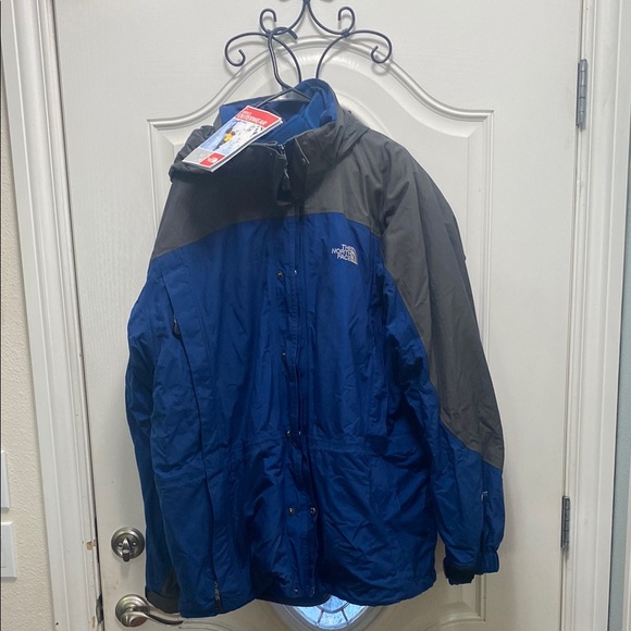 The North Face Talkeetna Acclimate 3-in-1 Jacket - Picture 1 of 12